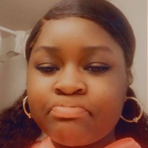 Meet your Posher, Janayia